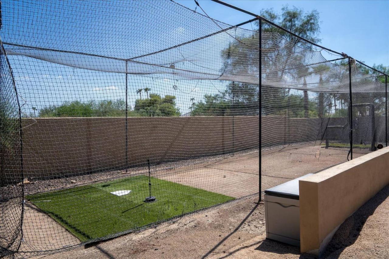Holiday home Two Homes-pickleball-batting Cage-sand Volleyball